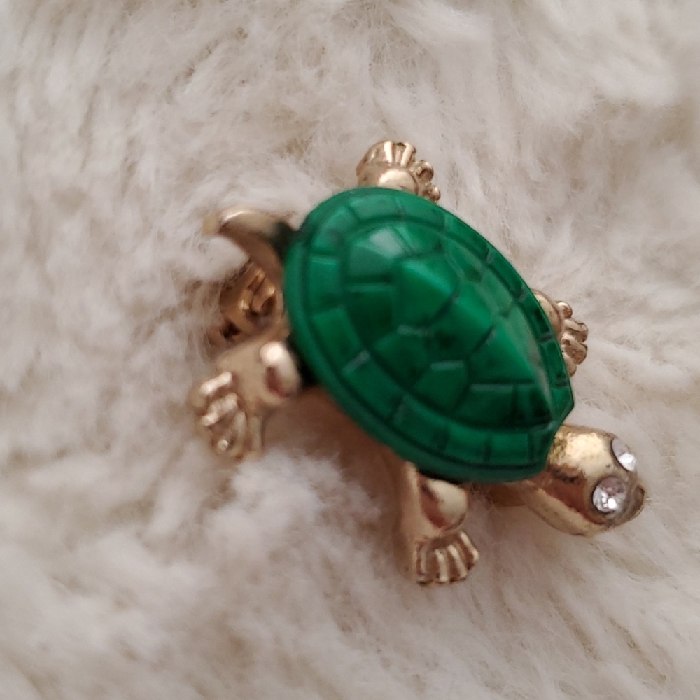 Tiny Turtle Pin with Rhinestones NWOT! - Picture 3 of 8